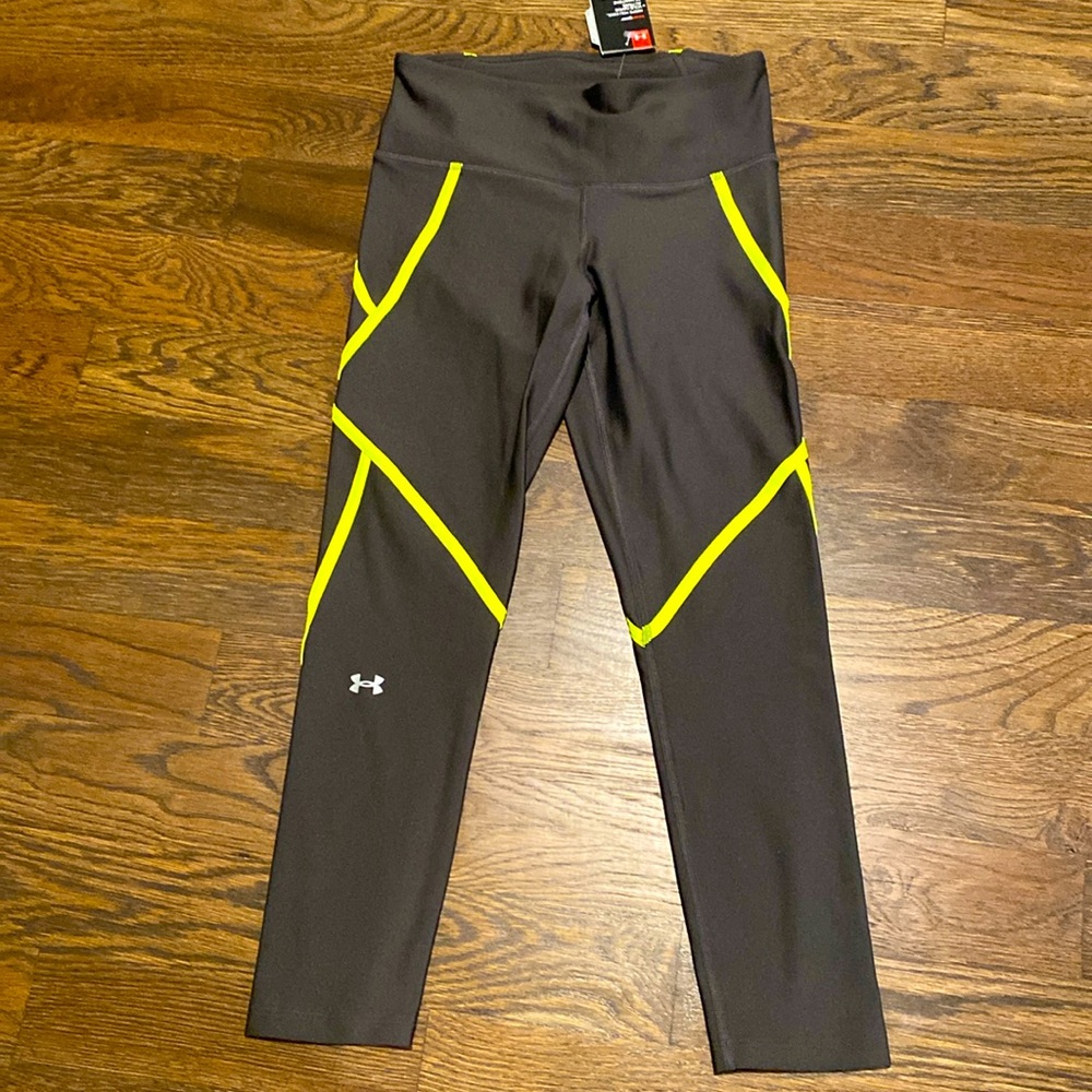 NWT Woman’s Under Armour Leggings